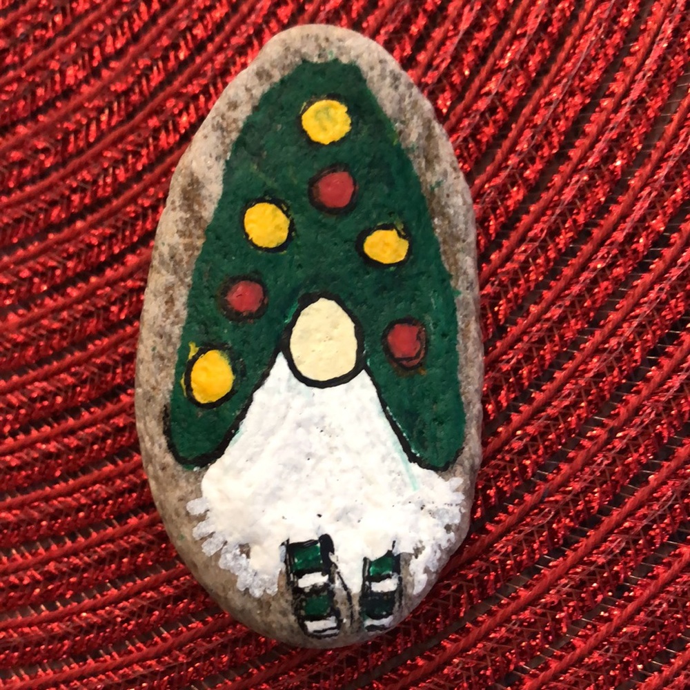 🦋HAND PAINTED HOLIDAY GNOME ROCK